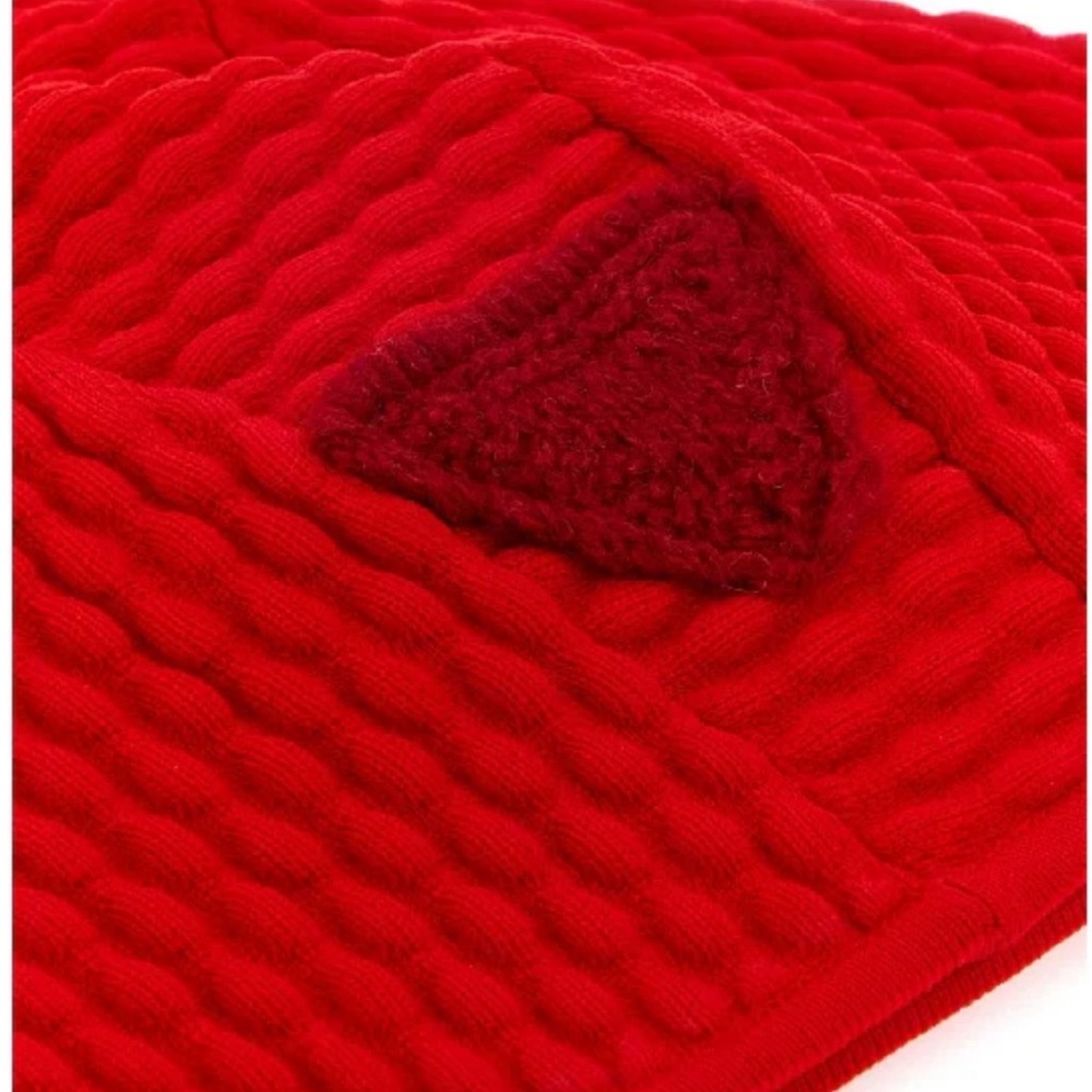 NWT Prada Logo Runway FW24 Stretch Nylon Beanie with Ribbed Design in Rosso Red - Picture 6 of 14